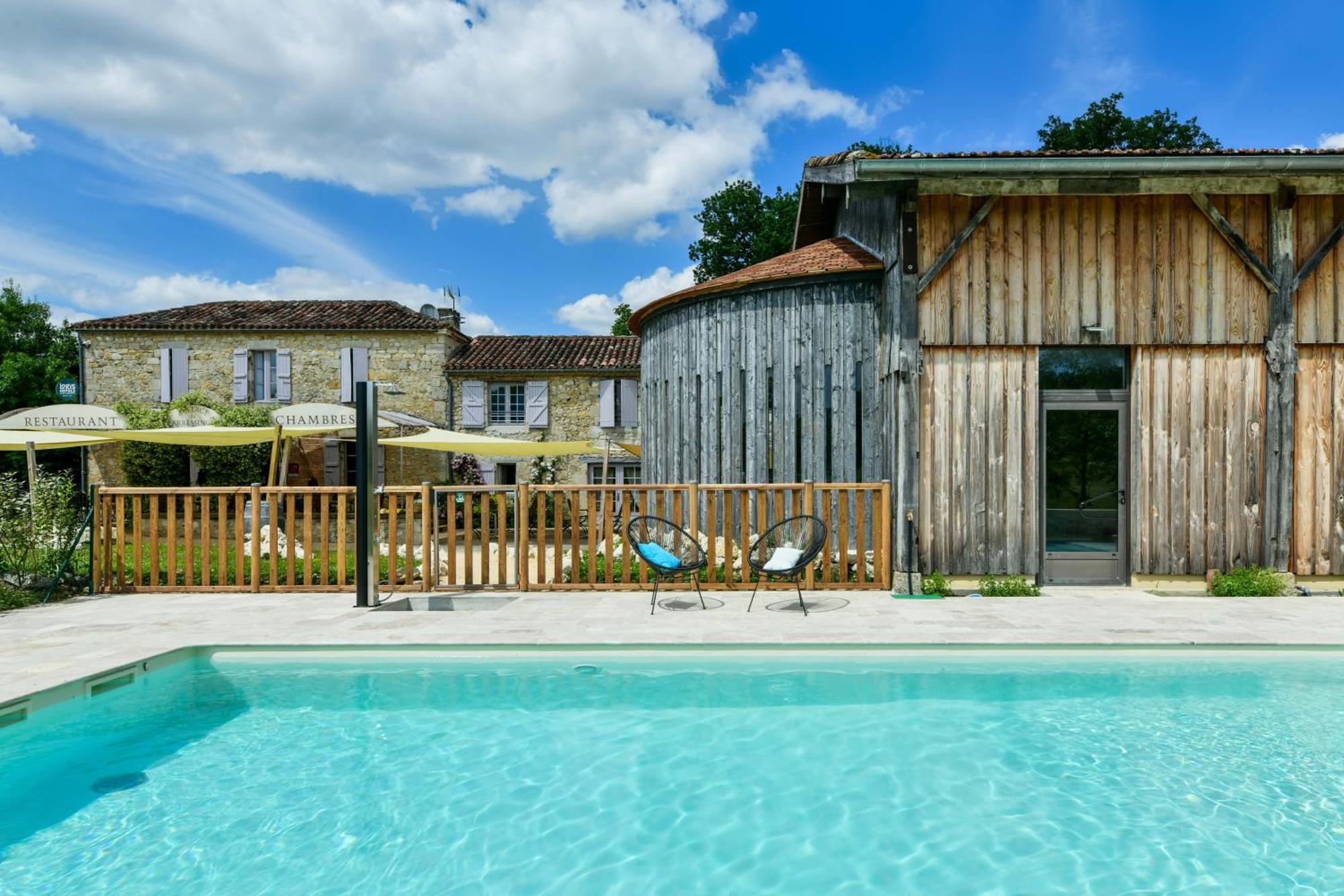 Logis L'Auberge De Larressingle Exterior foto